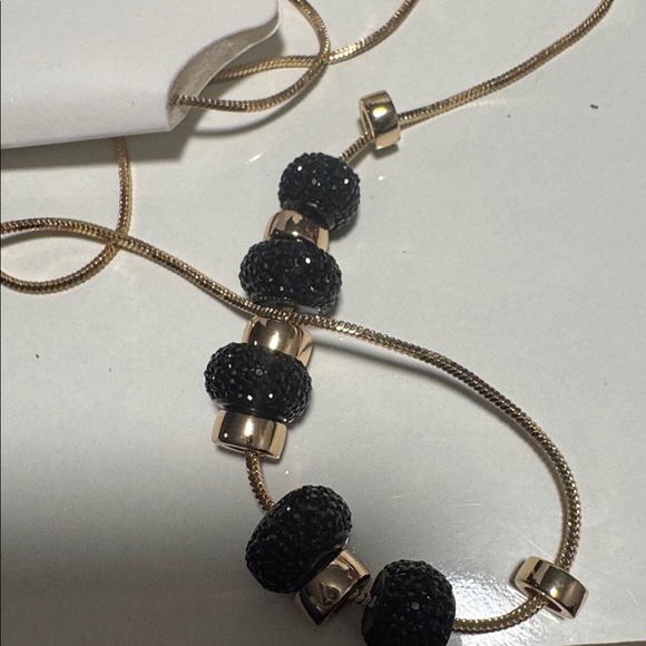 Black Sparkle Beaded Gold Tone Necklace. NWOT  (BR1313/2) - Picture 6 of 8